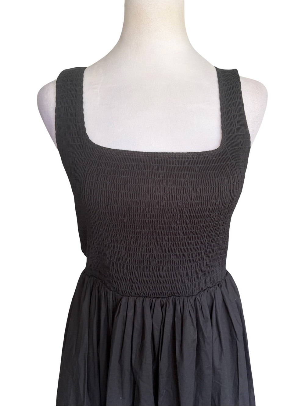WAYF Smocked Fit & Flare Black Square Neck Midi Sundress Size Small - Picture 5 of 15